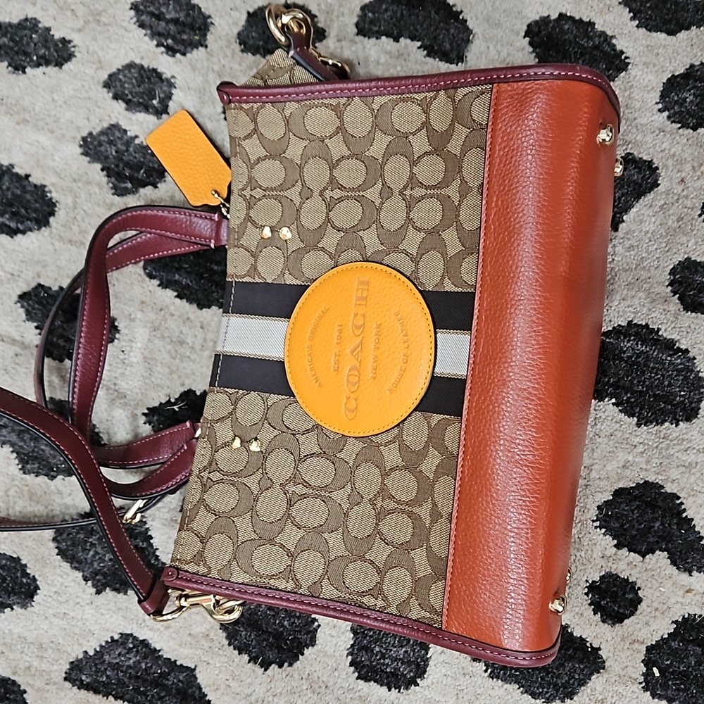 Coach small dempsey bag
